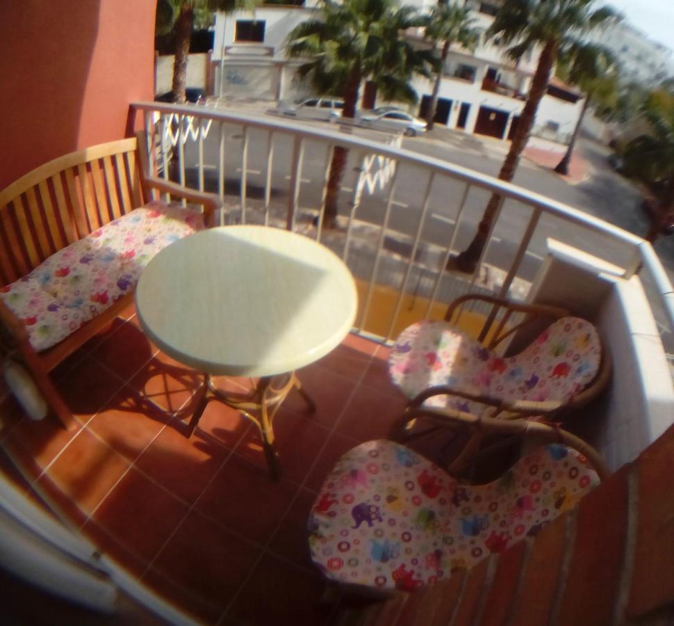 Estudio J-60, Terraza & 1º Planta ベナルマデナ エクステリア 写真